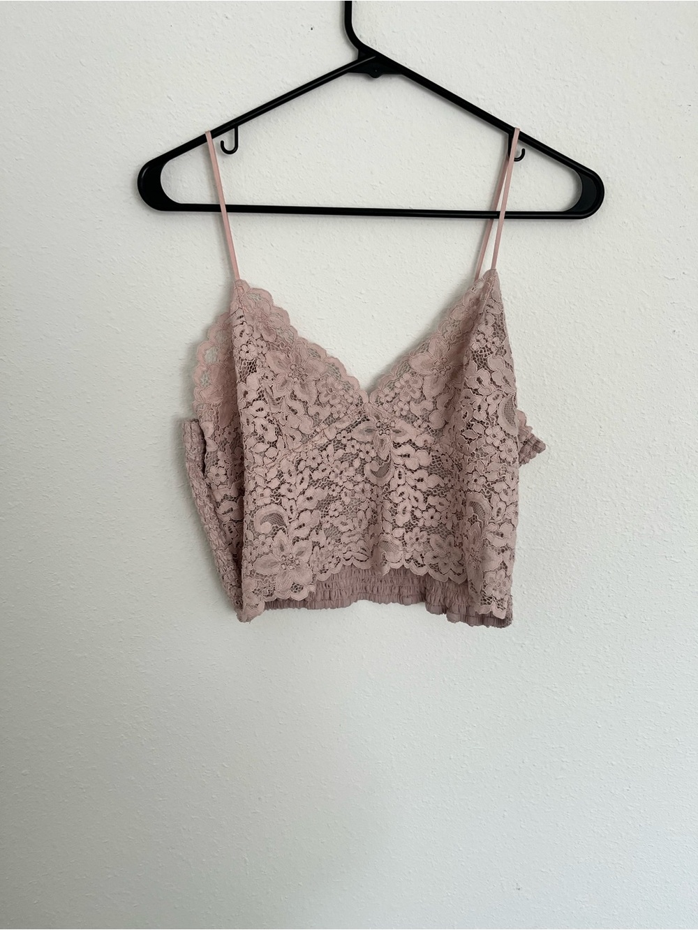 Express Lace Cropped Cami Top - Mauve Pink